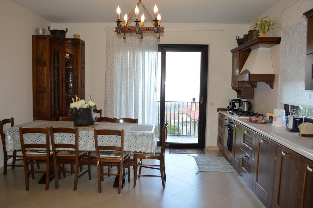 Villa La Reggia Dell'Etna à Zafferana Etnea Extérieur photo